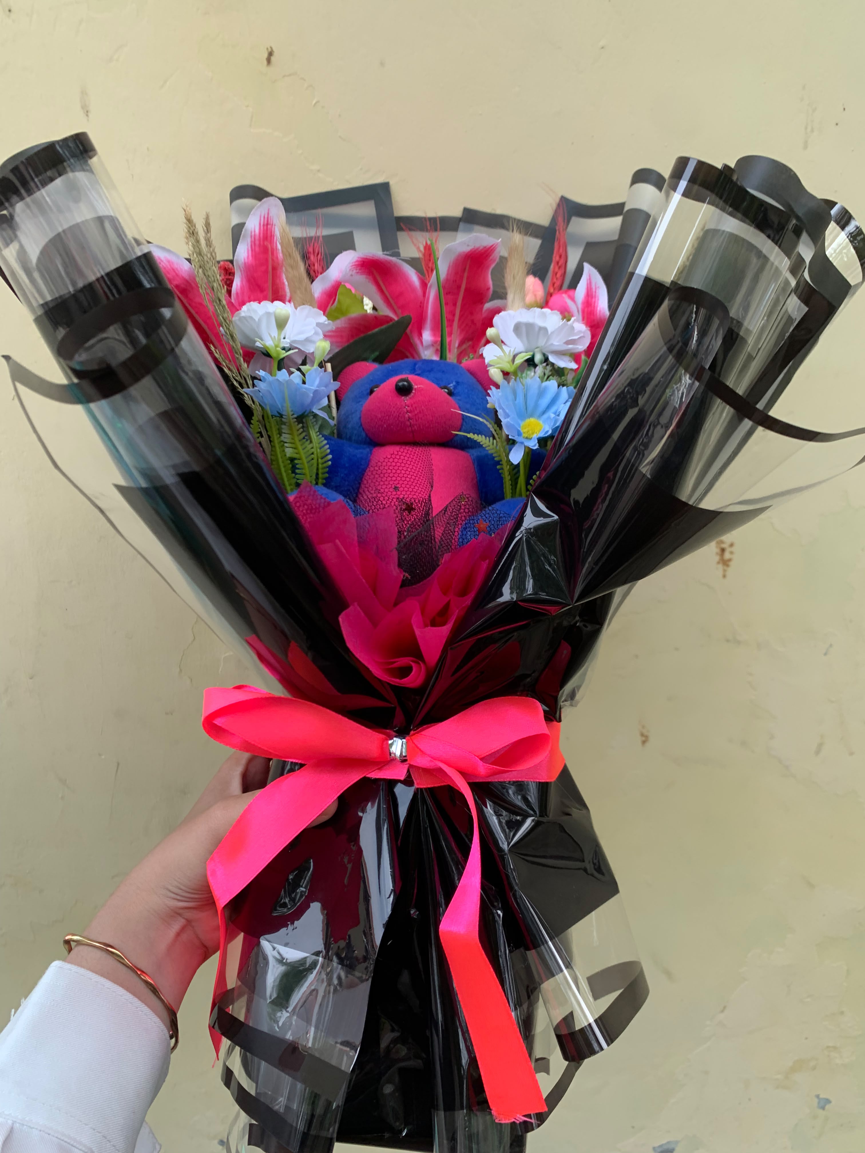 Buket bunga boneka